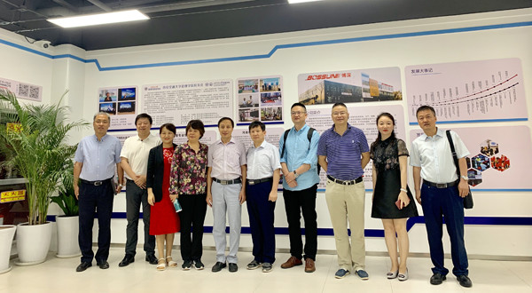 1561688176.jpg image002.jpg