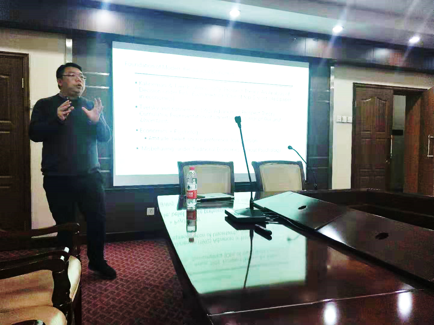 1575341378.png 1575341378.png