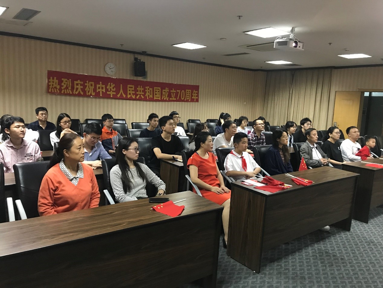 1569929413.jpg 1569929413.jpg