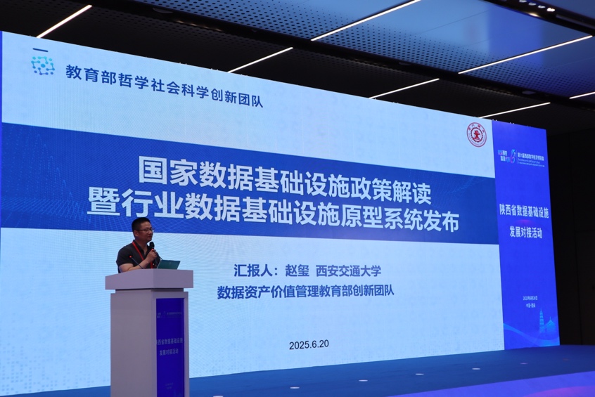 61aa0e2a4438f57f1503478c01d810c