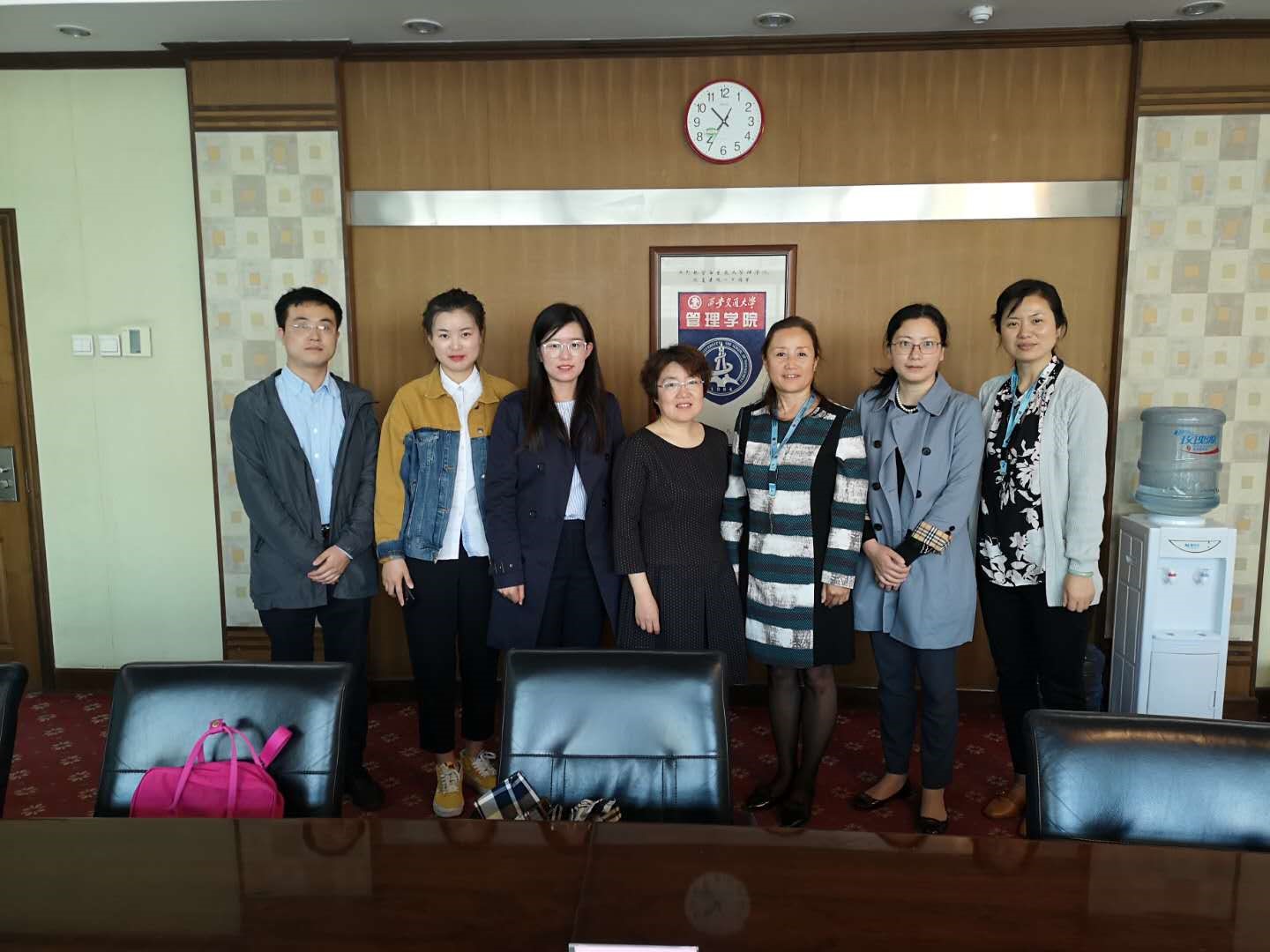 1555915620.jpg 1555915620.jpg